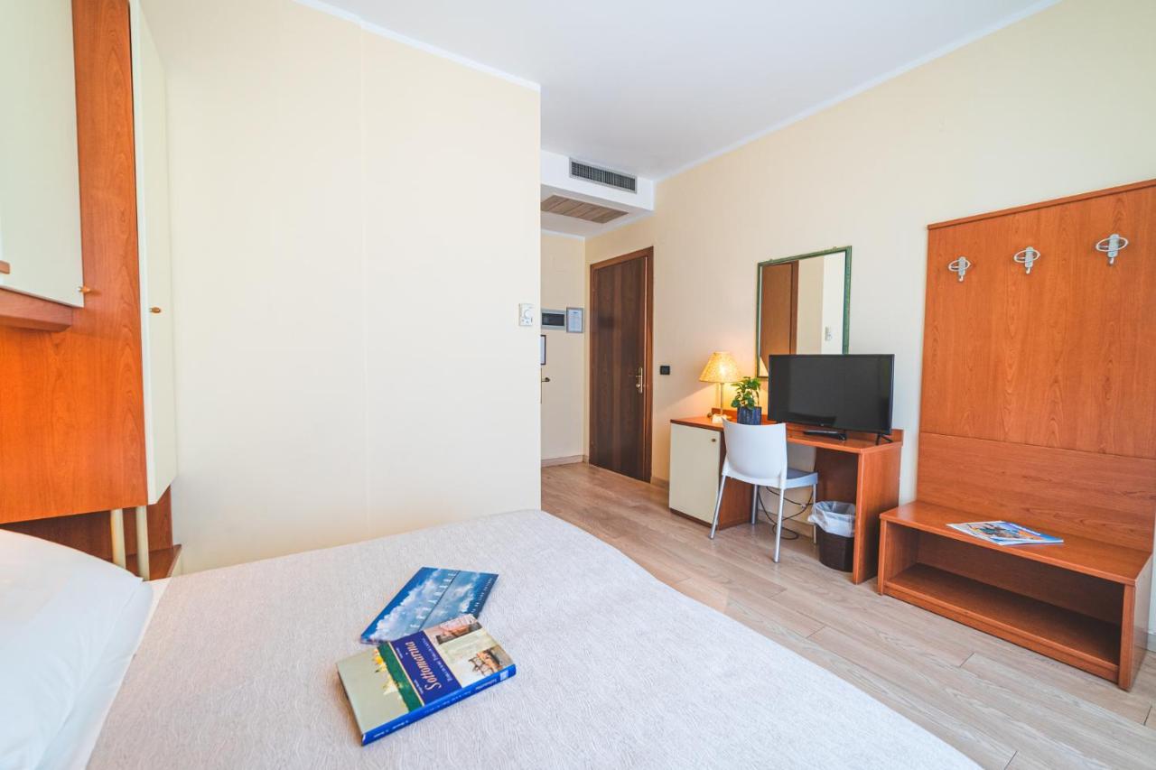 Hotel Sole Sottomarina Dış mekan fotoğraf