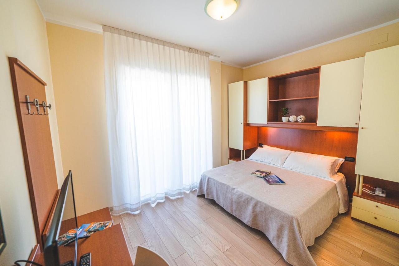 Hotel Sole Sottomarina Dış mekan fotoğraf