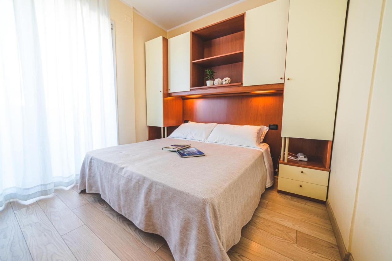 Hotel Sole Sottomarina Dış mekan fotoğraf