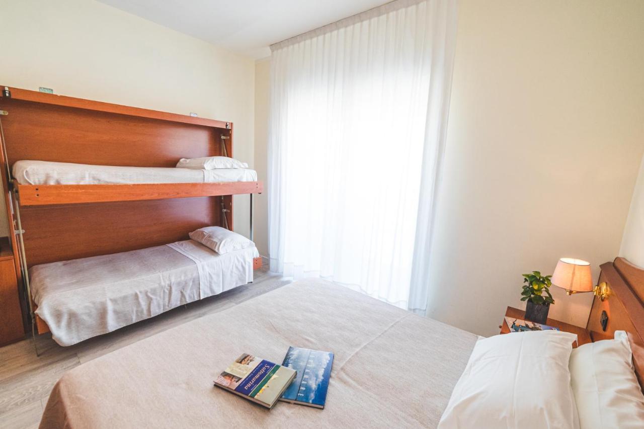Hotel Sole Sottomarina Dış mekan fotoğraf
