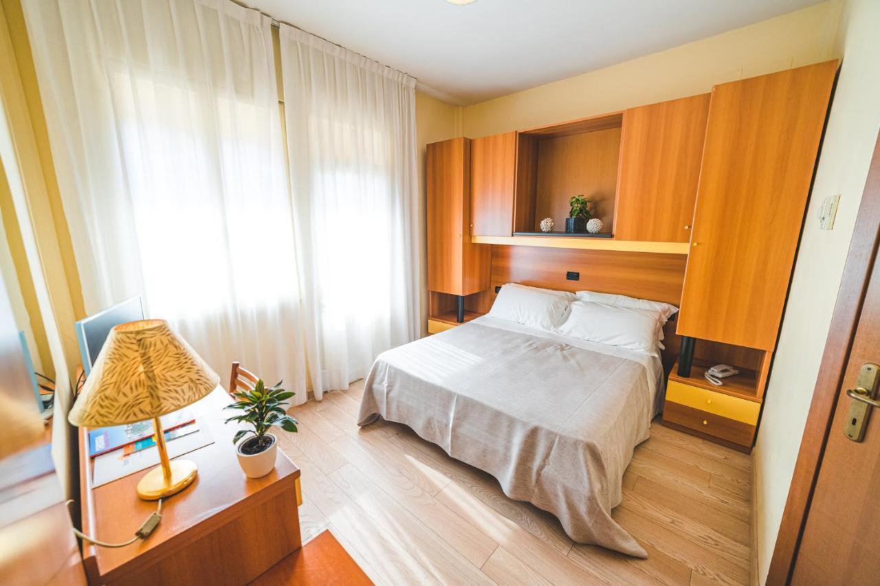 Hotel Sole Sottomarina Dış mekan fotoğraf