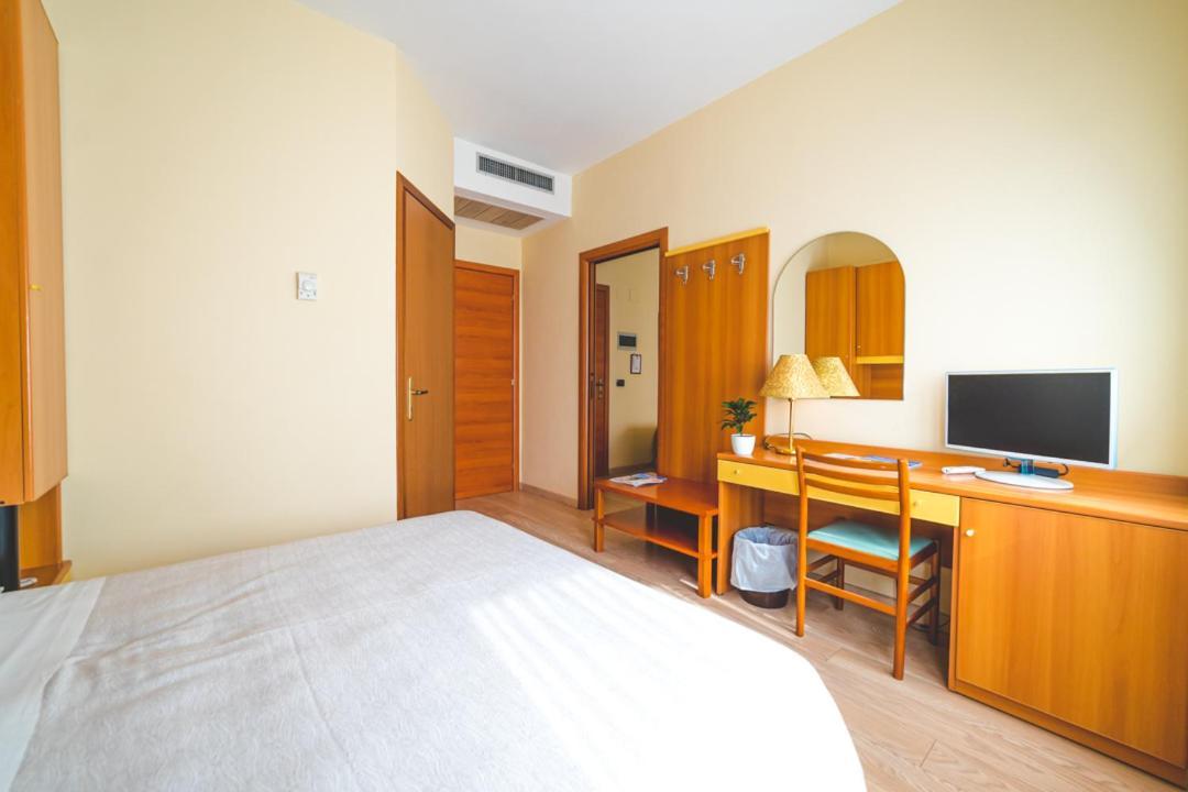 Hotel Sole Sottomarina Dış mekan fotoğraf